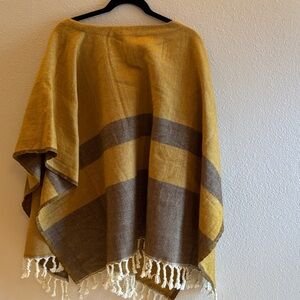 Coldwater Creek Mustard and Taupe Knit Poncho NWO tags